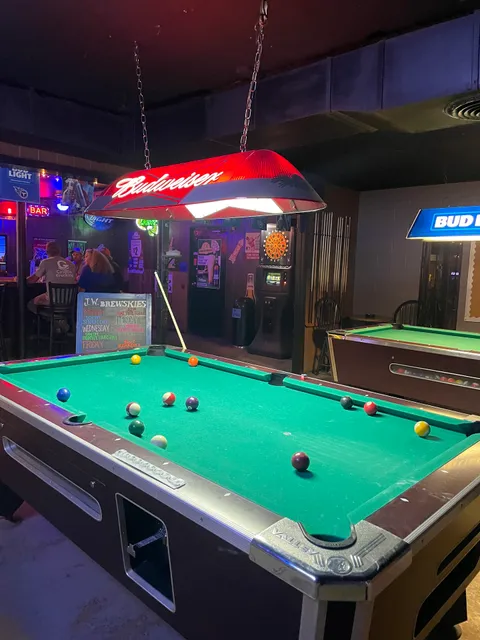 Jw Brewskies sports bar and grill