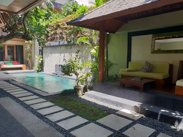 Hotman paris 1 villa sayang dan Hotman paris 2 villa cantik