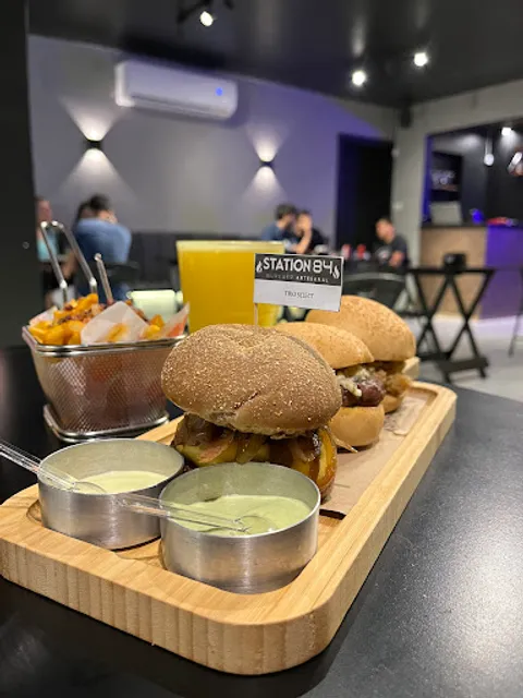 Station 84 Burger Artesanal