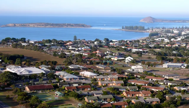 Harbor Village (Victor Harbor Lutheran Homes Inc)
