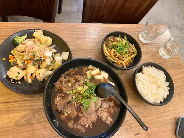 Bravo Taiwanese Noodle & Grill Restaurant