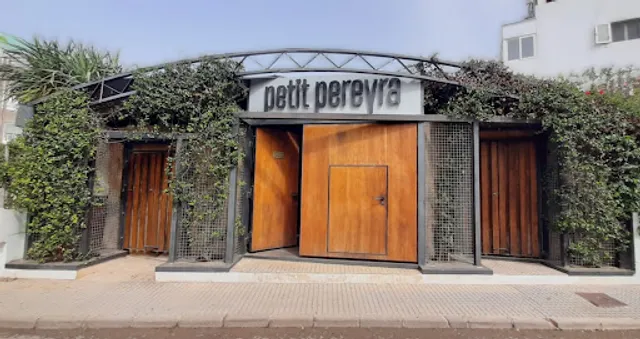 Petit Pereyra Speakeasy