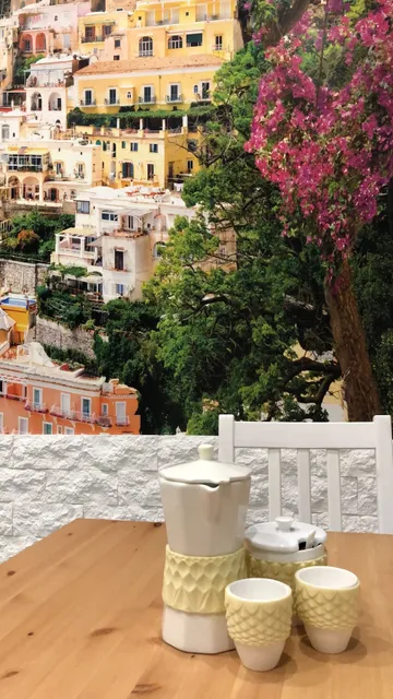 Brighter’s Room, Naples