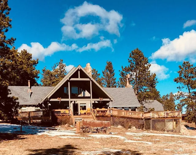 Sundance Trail Guest Ranch