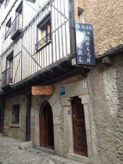 Hostal y Apartamento Rural La Balsá