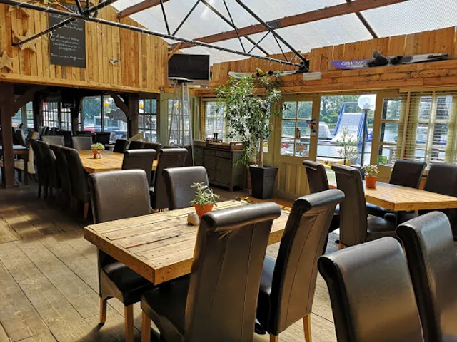 Lakeside Kitchen Ltd