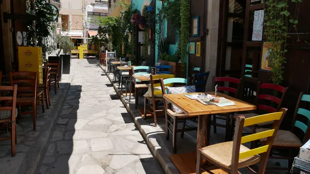 Juego Cafe-Lounge Bar