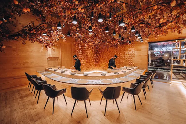 Momono Omakase 鮨桃野