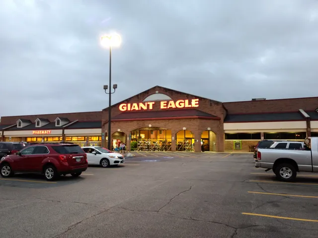 Giant Eagle Supermarket
