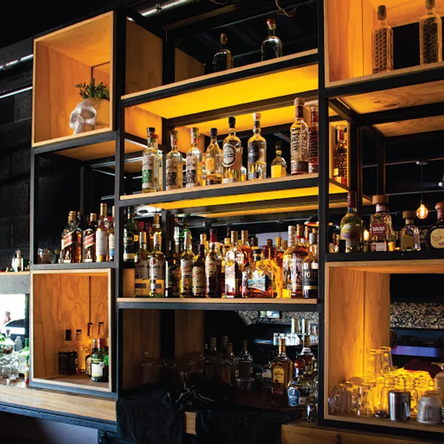 Brasanta Grill and Drinks