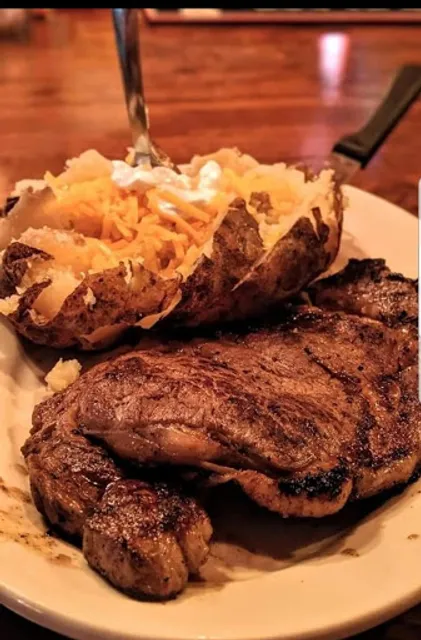 Boston's Hideaway Lounge 2