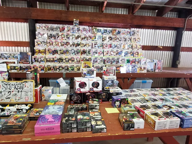 French 500 Flea Market