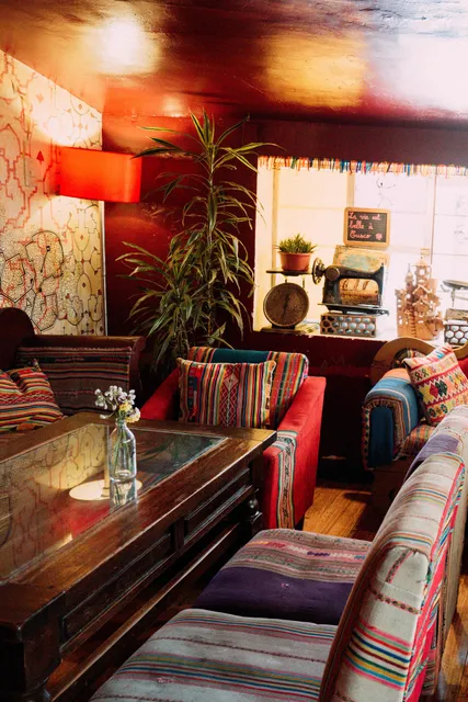 Crepería & Backpacker La Bo'M