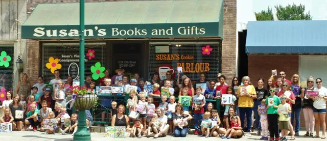 Susan's Books & Gifts