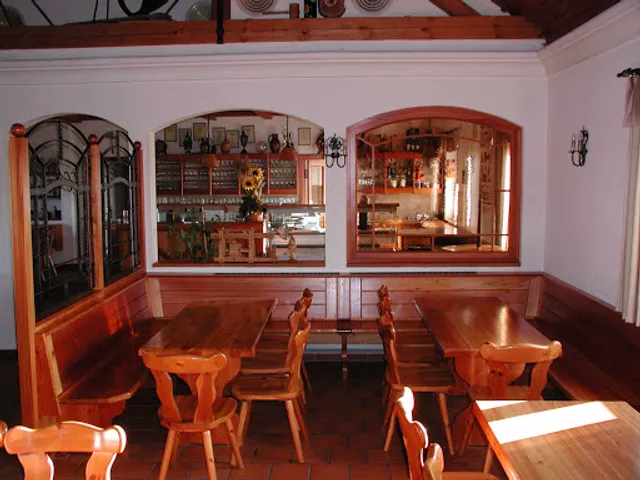 Weinbau und Buschenschank Eder