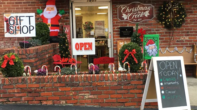 Christmas at the Creek Gift Shop