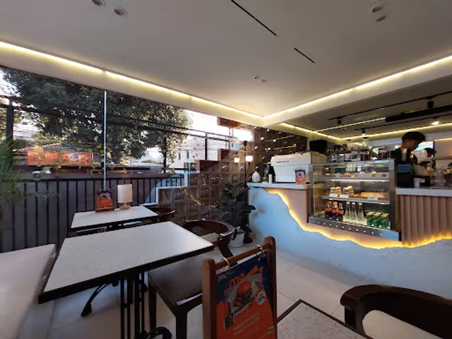 Burger Garage x Hazelwood.