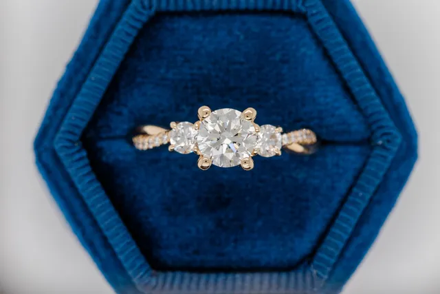 Faithful Platform Fine Jewelry