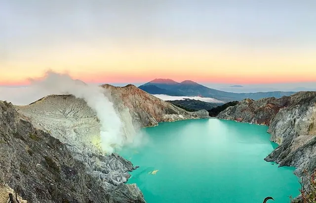 Wisata Kawah Ijen