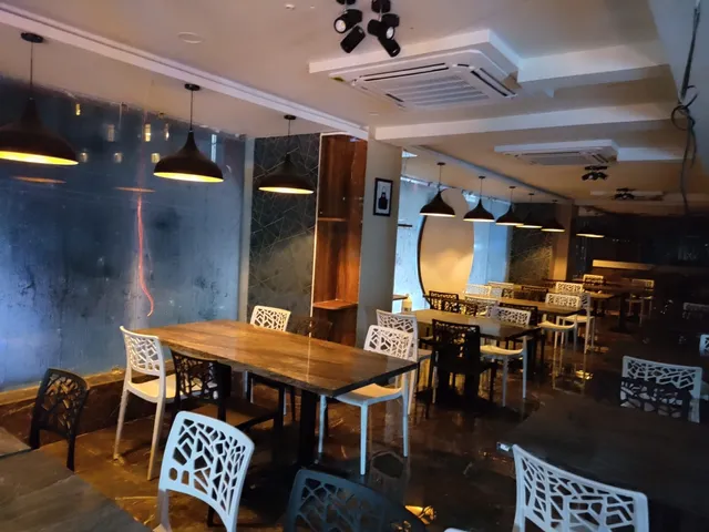 Eight1Restaurant Cum Party Point