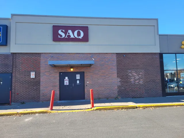 SAQ-Place Longueuil