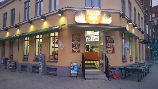 Palaza Grill