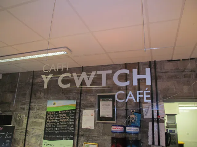 Caffi Cwtch