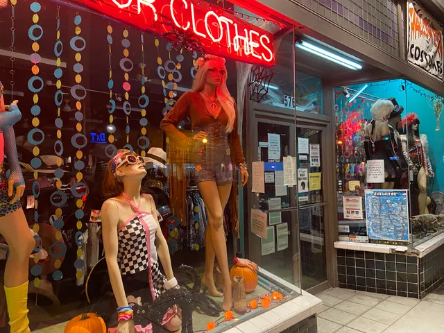 Flashbacks Recycled Fashion