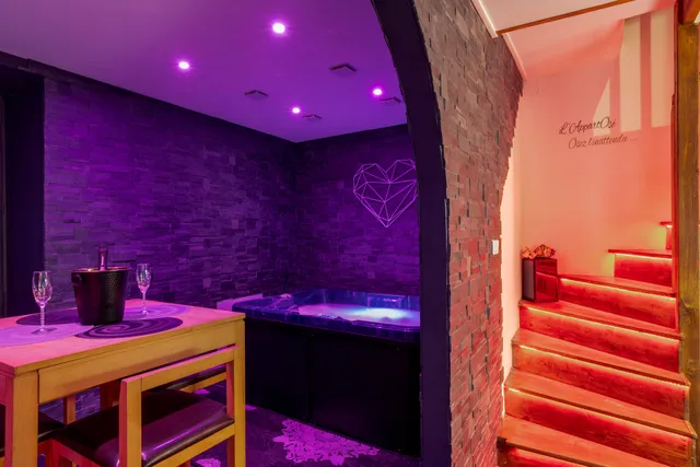 L'AppartOsé, love room