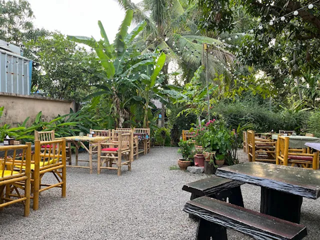 Le Colibri Restaurant