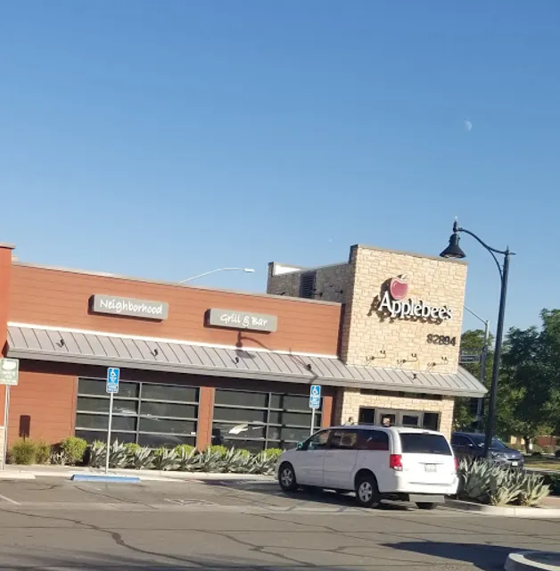 Applebee's Grill + Bar