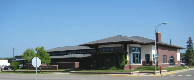 Warroad Public Library