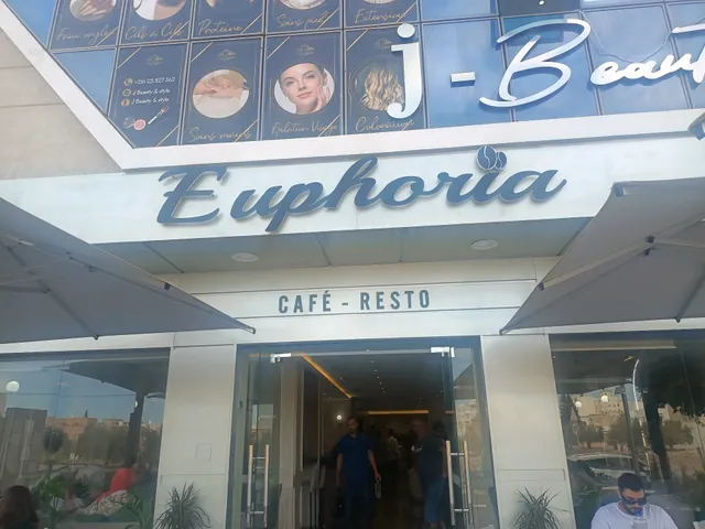 Euphoria café resto