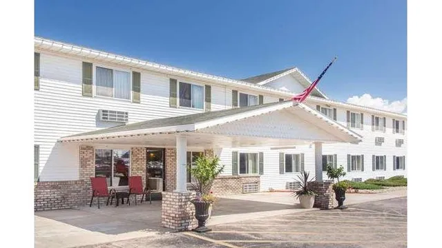 Super 8 by Wyndham Escanaba