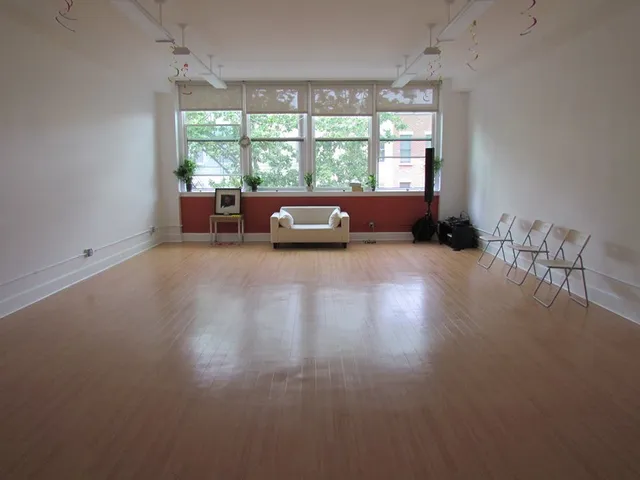 Art of Living : Meditation and Yoga Studio