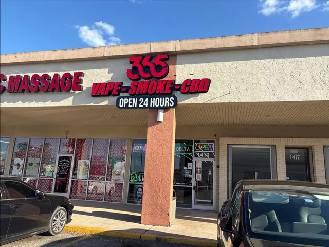 365 SMOKE VAPE SHOP SEGUIN | OPEN 24 HOURS | SMOKE SHOP | E-JUICES | VAPE DISPOSABLES | HOOKAH | CIGARS | HEMP | GLASS PIPE