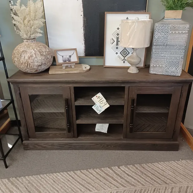 G & G Home Furnishings