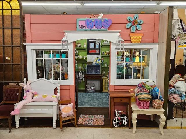 Lake Norman Antique Mall