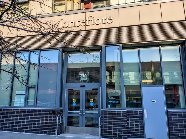 Montefiore Medical Group at Via Verde