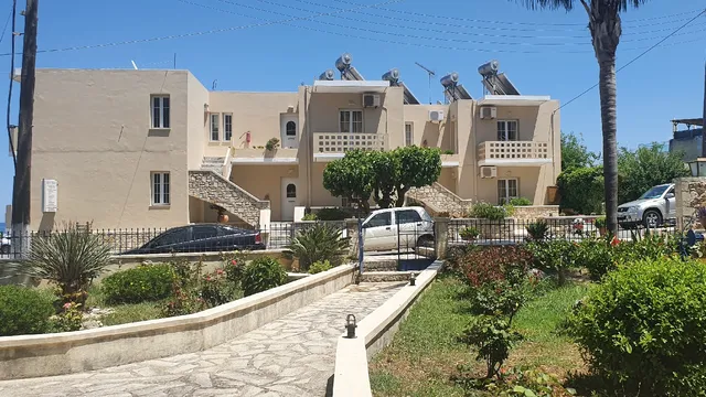 Sofia Studios & Apartments