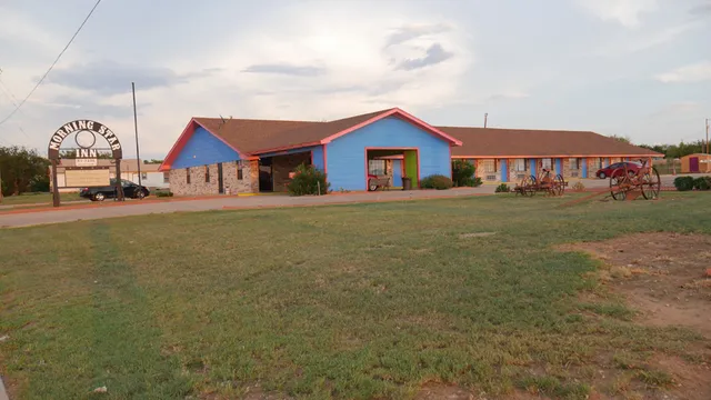 Morning Star Inn & RV Park