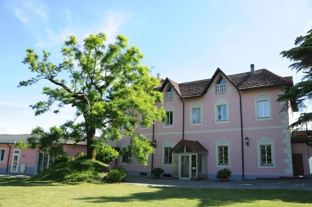 Villa Ester