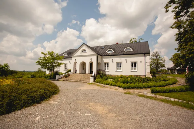 Manor on the Hill Wichrowym