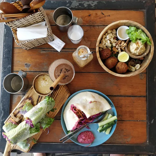 Roots Plant-Based Cafe - Healthy vegan restaurant