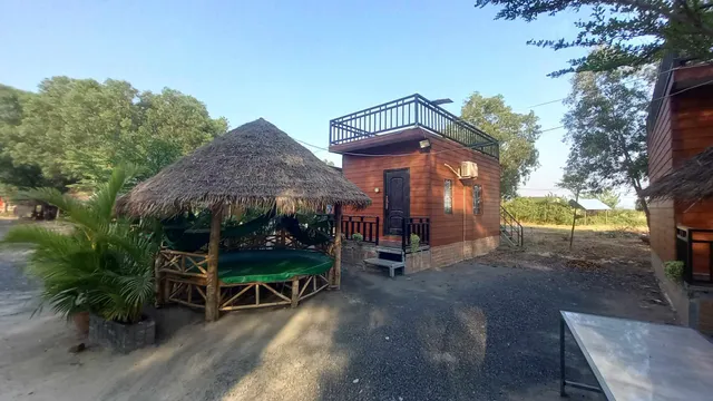 La plage de kampot by Lee & hap guest house