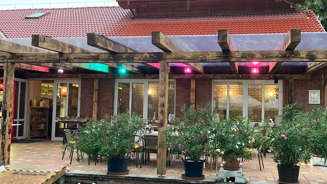 Dunakavics Restaurant & Bowling Club