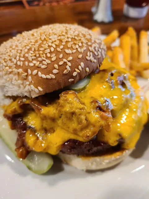 Tom & Jerry's Bar & Grill