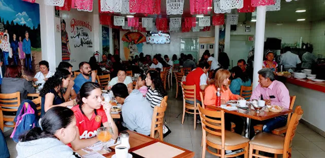 La Fonda Oaxaqueña De Guelache