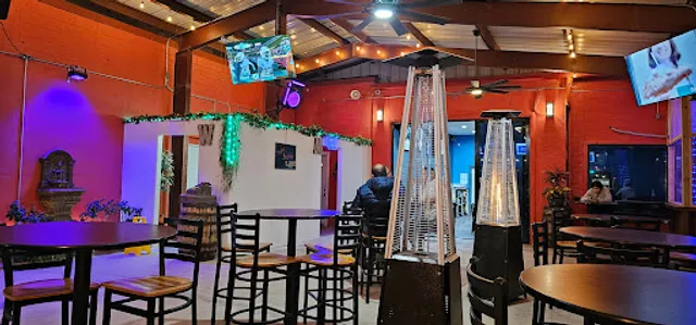 Trailways Sport Bar & Grill