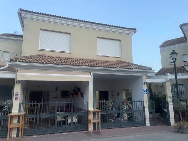 Hostal Cueva De los Frailes